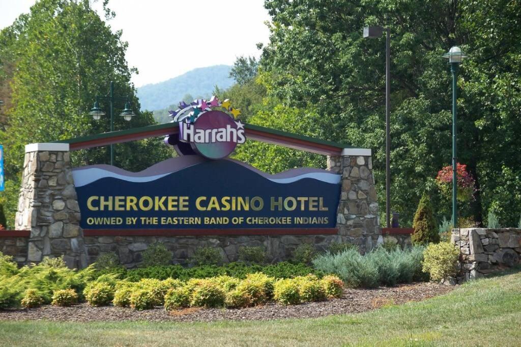 Honeymoon Getaway In Woods Near Noc And Smoky Mtn Rr Villa Bryson City Exterior foto